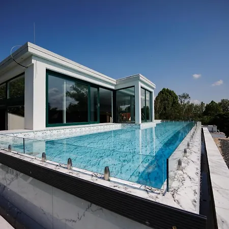 Villa Bauhaus Gold Siofok Exterior photo